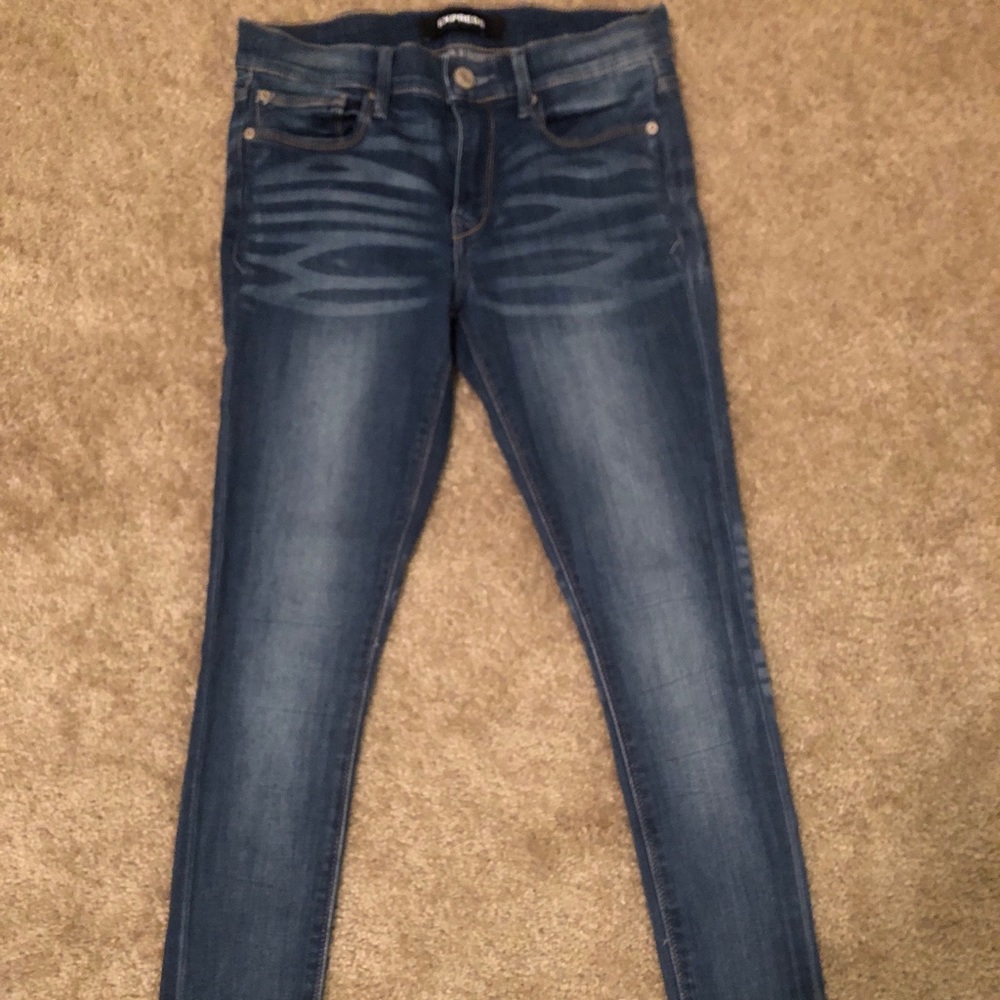 Women’s Express skinny jeans